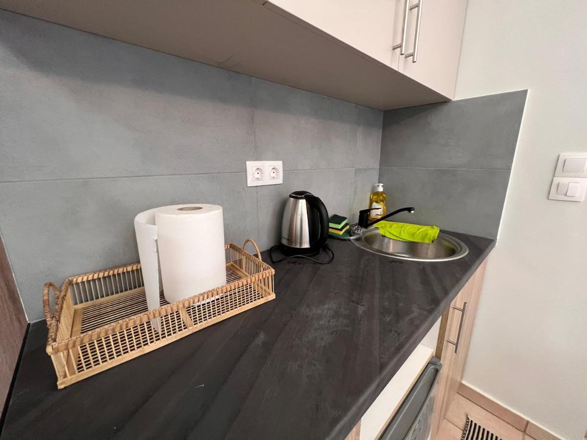 Wsd Rizari Apartment Hotel Atina Dış mekan fotoğraf